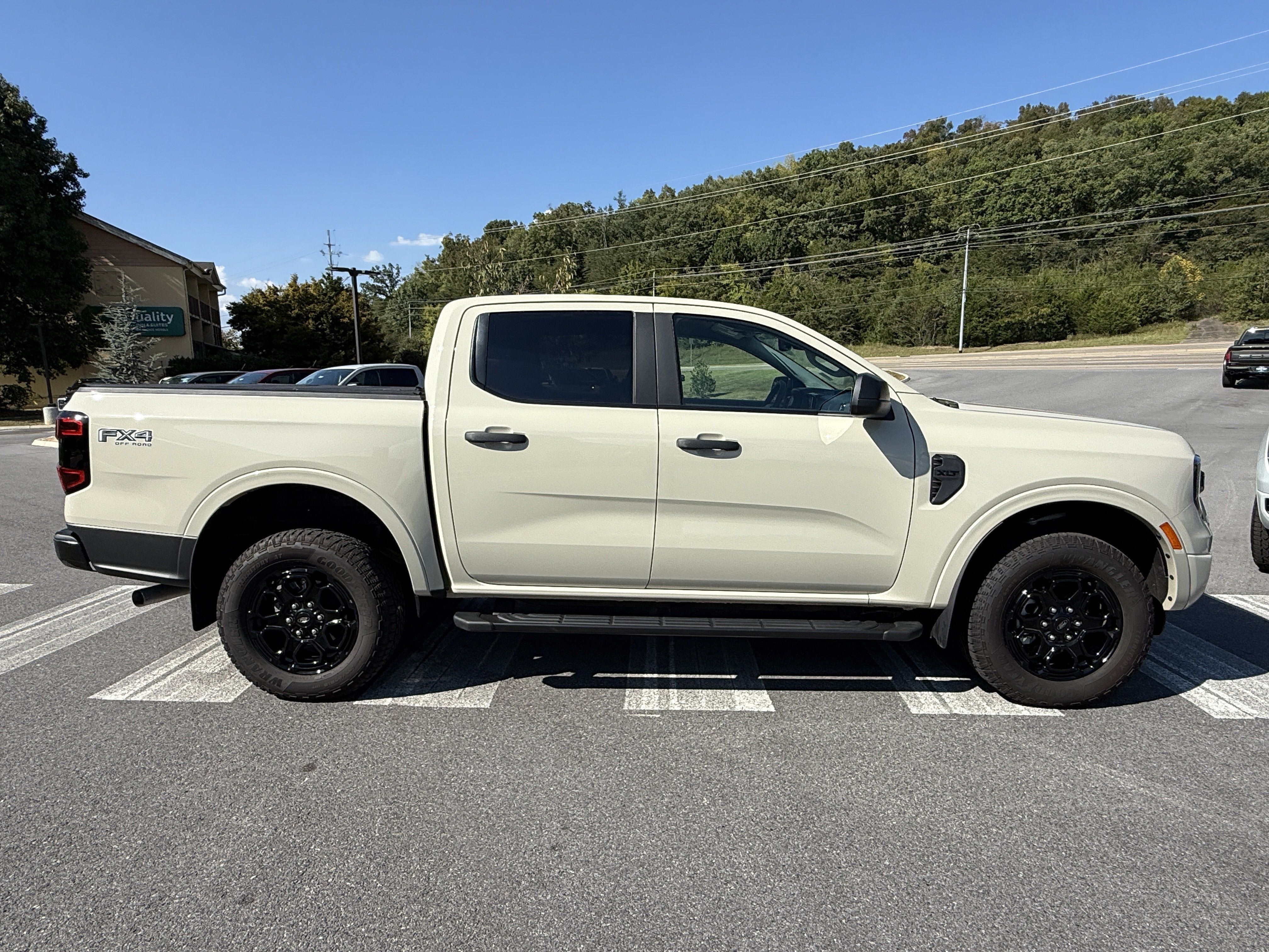 Used 2025 Ford Ranger XLT w/ Equipment Group 301A High AWD/4WD image 4