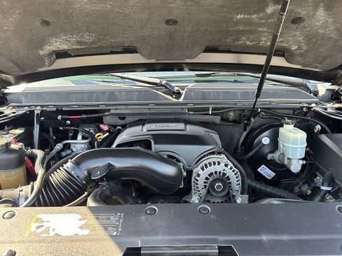 Used 2007 Chevrolet Tahoe LTZ w/ LTZ Preferred Equipment Group AWD/4WD image 25