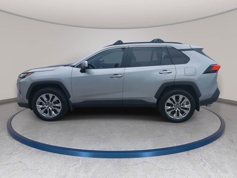 Used 2025 Toyota RAV4 Limited FWD image 8