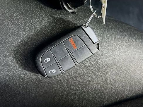 Used 2021 Dodge Durango GT image 33