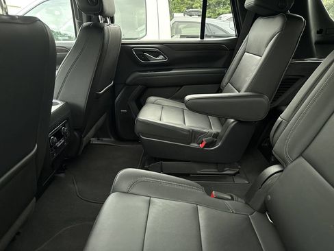 Used 2022 Chevrolet Tahoe LT w/ LT Signature Package AWD/4WD image 9