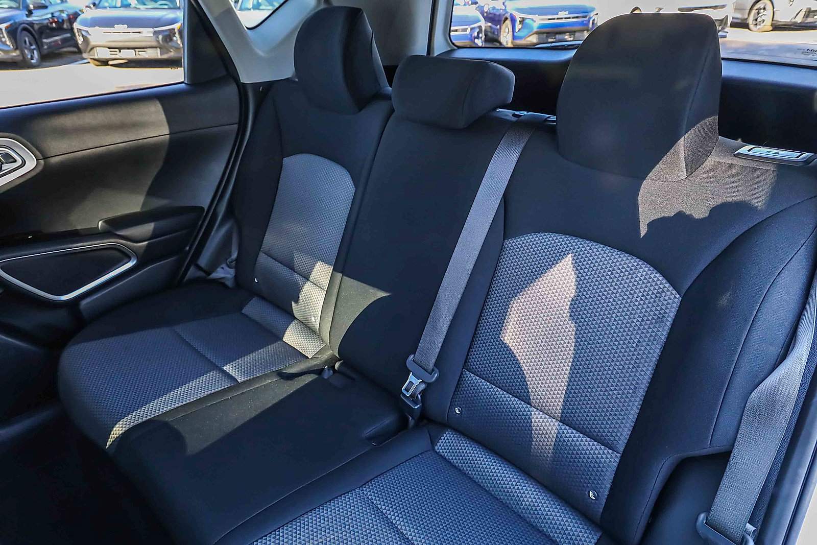 Certified 2025 Kia Soul LX w/ LX Technology Package FWD image 21