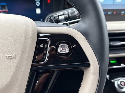 New 2025 Lincoln Corsair Grand Touring w/ Jet Appearance Package image 27