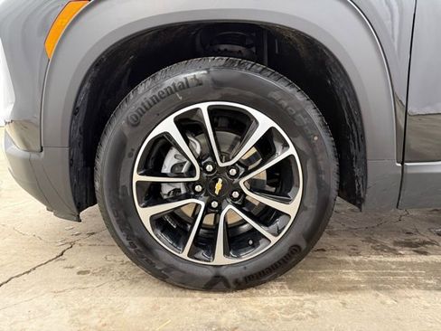 Used 2025 Chevrolet TrailBlazer LT image 27