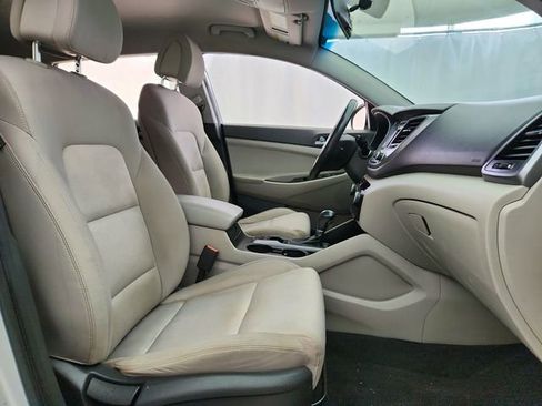 Used 2016 Hyundai Tucson Sport AWD/4WD image 23