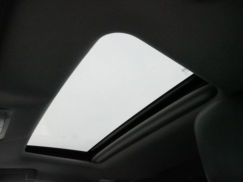 Used 2018 Toyota Highlander XLE image 31