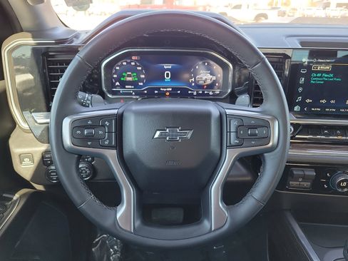 Used 2024 Chevrolet Silverado 1500 LT Trail Boss w/ Protection Package image 19