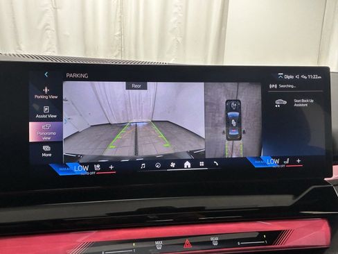 Used 2024 BMW i5 eDrive40i w/ M Sport Package image 18