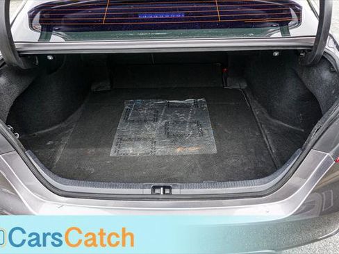 Used 2021 Toyota Camry SE FWD image 36