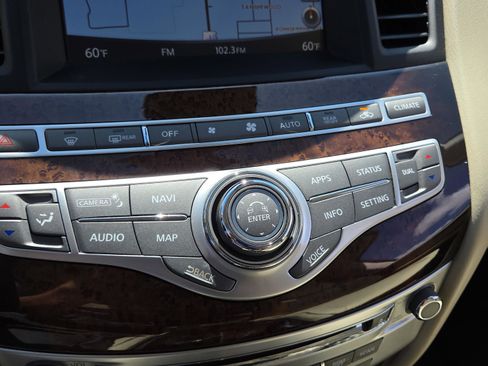 Used 2018 INFINITI QX60 Luxe w/ Deluxe Technology Package image 37