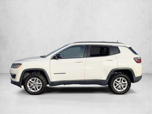 Used 2019 Jeep Compass Sport w/ Tech Group image 10