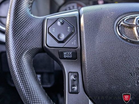 Used 2022 Toyota Tacoma TRD Off-Road AWD/4WD image 24