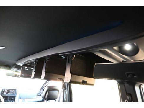 Used 2015 Dodge Grand Caravan R/T image 27