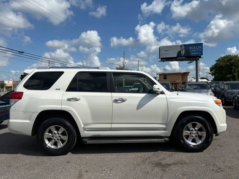 Used 2011 Toyota 4Runner SR5 w/ Convenience Pkg RWD image 4