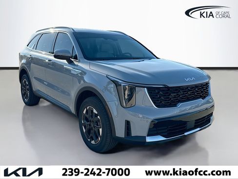 New 2026 Kia Sorento S image 1