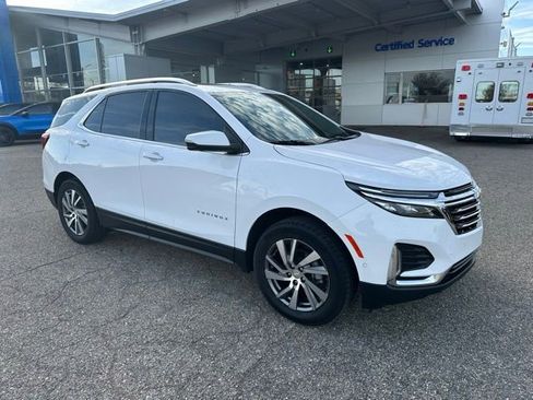 Used 2023 Chevrolet Equinox Premier image 5