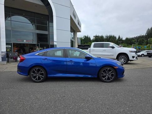 Used 2020 Honda Civic Sport image 2