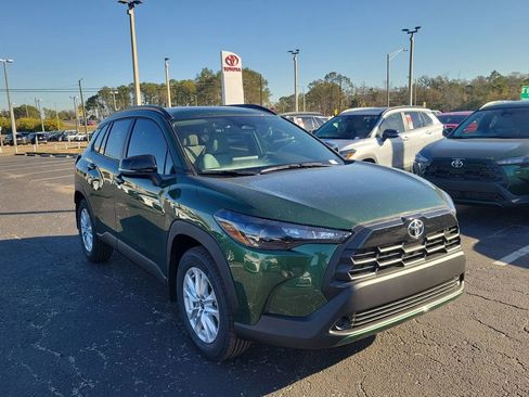 New 2026 Toyota Corolla Cross LE image 2