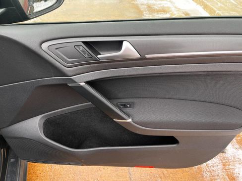 Used 2019 Volkswagen GTI Rabbit Edition image 23