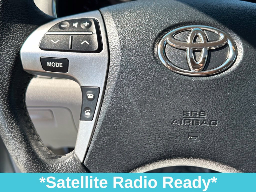 Used 2013 Toyota Highlander Limited AWD/4WD image 24
