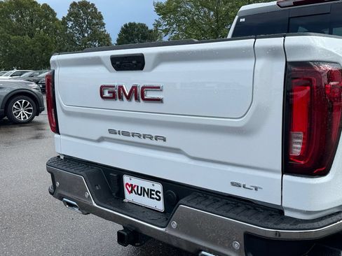 New 2026 GMC Sierra 1500 SLT w/ SLT Premium Plus Package AWD/4WD image 21