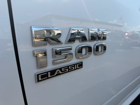 Used 2021 RAM 1500 Classic SLT RWD image 13