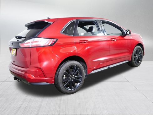 Used 2024 Ford Edge ST-Line w/ Class II Trailer Tow Package AWD/4WD image 7