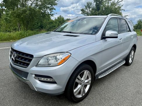Used 2013 Mercedes-Benz ML 350 4MATIC image 3