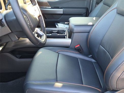 New 2026 Ford F250 Lariat w/ Chrome Package image 18