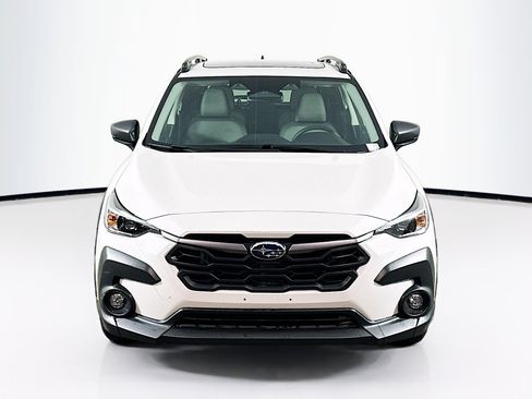 Used 2024 Subaru Crosstrek 2.0i Premium image 2
