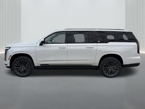 New 2025 Cadillac Escalade ESV Sport Platinum image 8