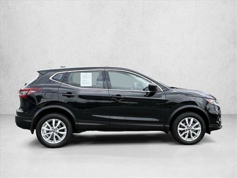 Used 2020 Nissan Rogue Sport S w/ Appearance Package FWD image 4