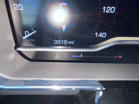 Used 2024 GMC Sierra 1500 SLT w/ SLT Premium Plus Package image 12