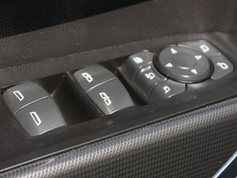 Used 2020 GMC Sierra 2500 AT4 image 15