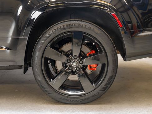 Used 2024 Land Rover Defender 130 X AWD/4WD image 18