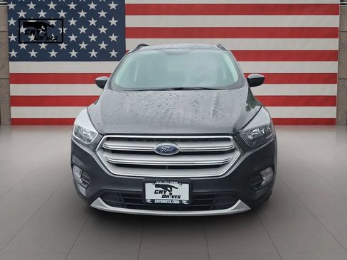 Used 2018 Ford Escape SE AWD/4WD image 2