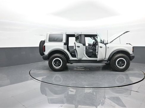 New 2026 Ford Bronco Outer Banks image 42