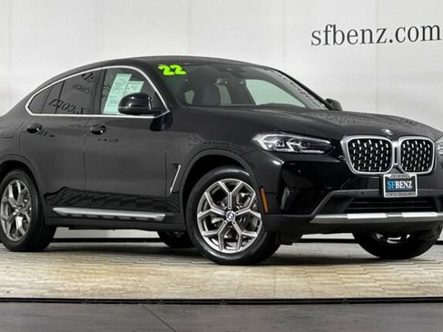 Used 2022 BMW X4 xDrive30i w/ Convenience Package image 2