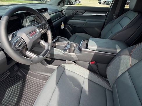 New 2026 GMC Terrain AT4 image 9