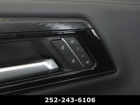 Used 2026 GMC Yukon AT4 w/ AT4 Premium Plus Package AWD/4WD image 12