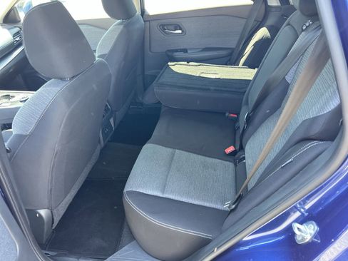 Used 2023 Nissan Rogue SV AWD/4WD image 32