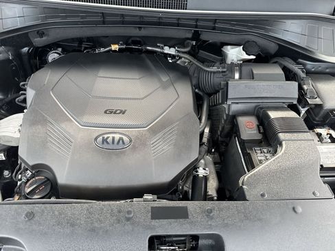 Used 2019 Kia Sorento SX image 31