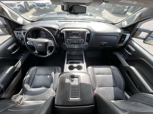 Used 2018 Chevrolet Silverado 2500 LTZ w/ Vortec Plus Package AWD/4WD image 28
