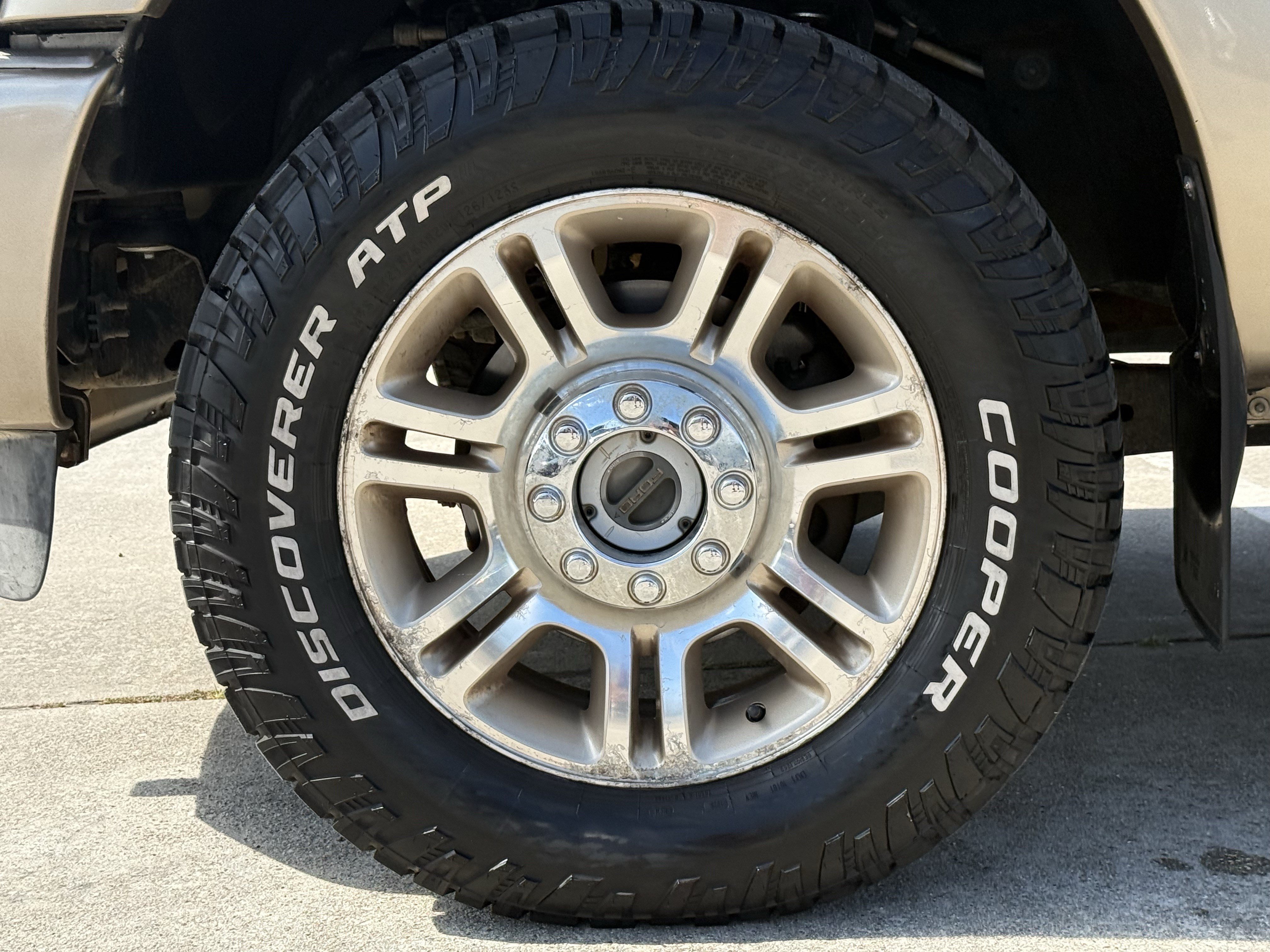 Used 2014 Ford F250 King Ranch w/ FX4 Off-Road Package AWD/4WD image 12