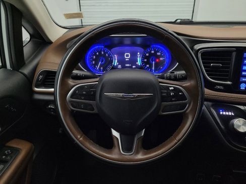 Used 2017 Chrysler Pacifica Limited FWD image 22