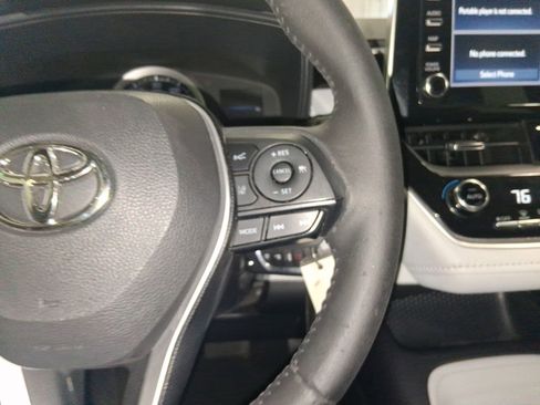 Used 2020 Toyota Corolla SE FWD image 23