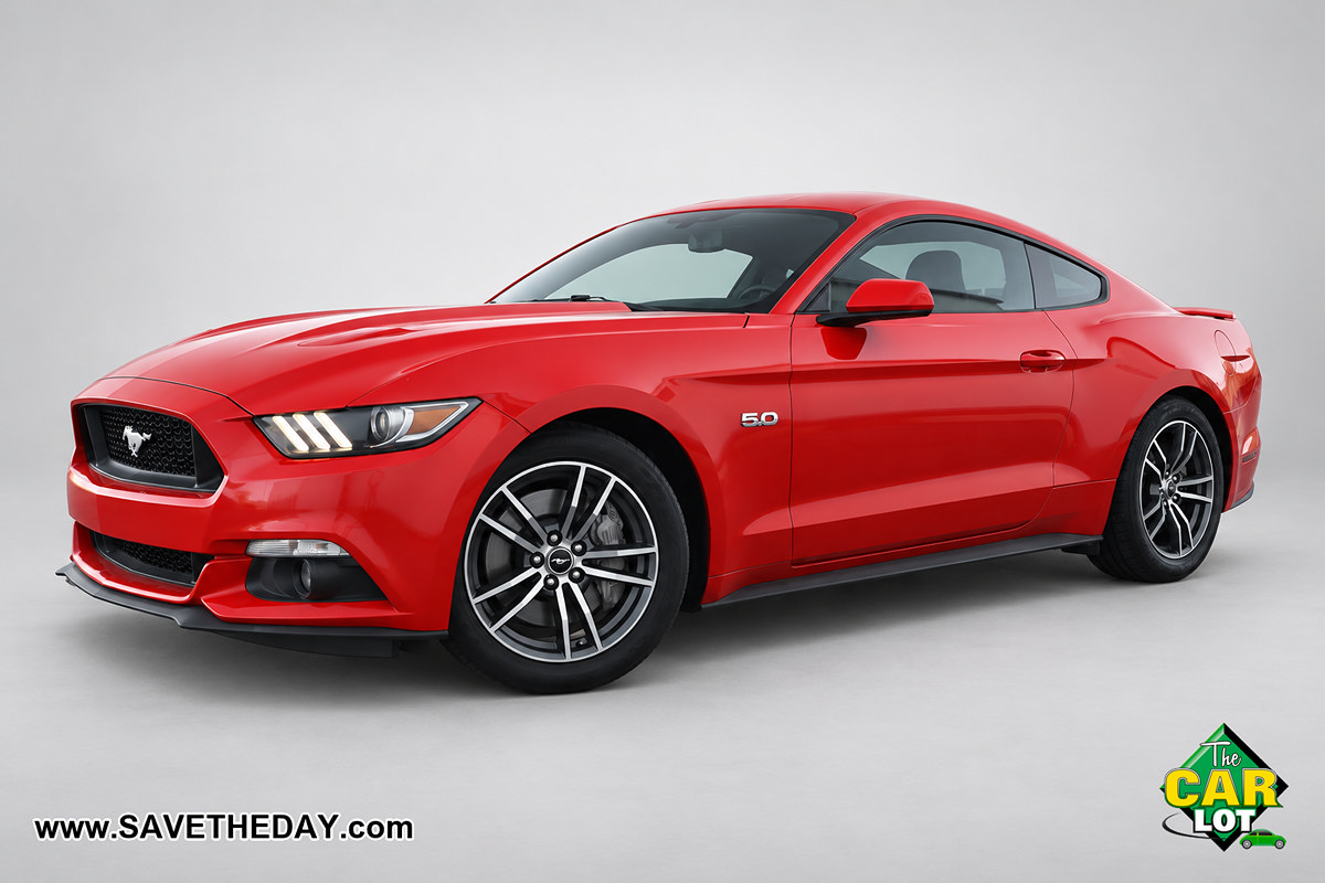 Used 2017 Ford Mustang GT RWD image 2
