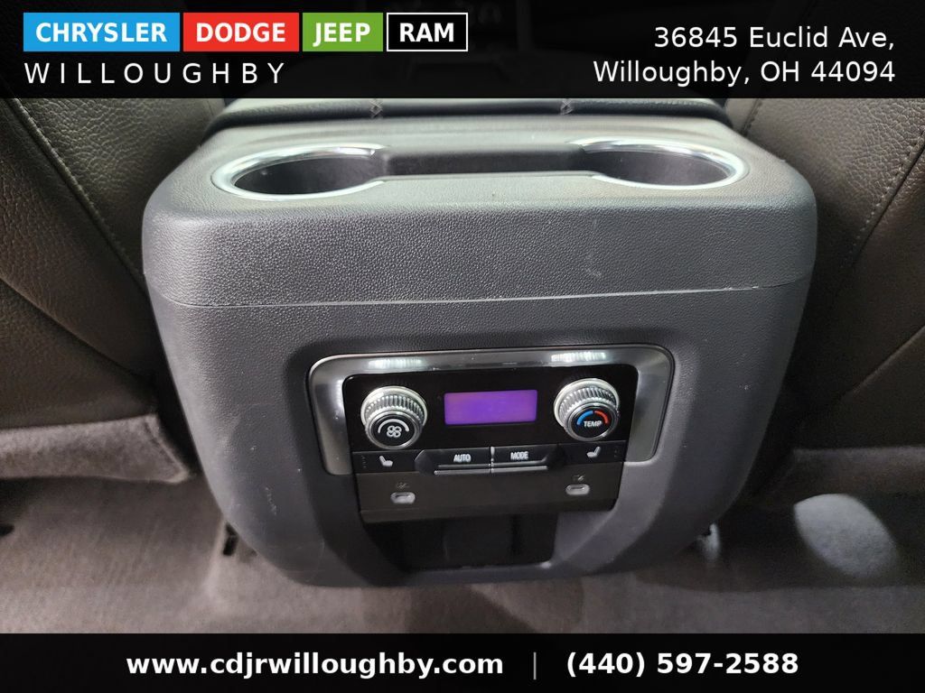 Used 2023 GMC Yukon Denali AWD/4WD image 32