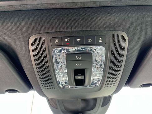 Used 2025 Mercedes-Benz GLE 350 4MATIC image 24