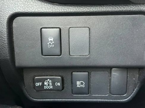 Used 2023 Toyota Tacoma SR5 w/ Technology Package AWD/4WD image 22